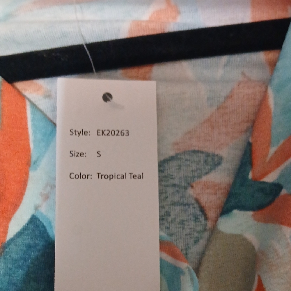 Belle Teal & Coral Floral V-Neck Blouse - Picture 3 of 7